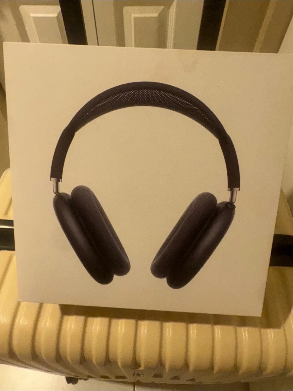 Apple Over-Ear Headphones - Black/Blue never one with case